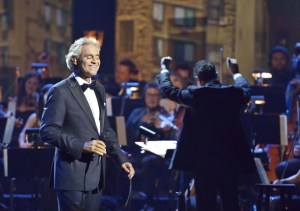 Andrea-Bocelli-c-Joseph-Sinnott-THIRTEEN--1024x723
